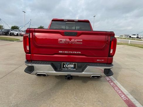 Used 2023 GMC Sierra 1500 SLT image 4