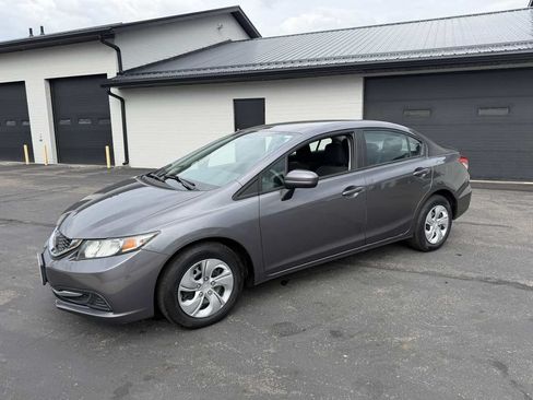 Used 2015 Honda Civic LX image 2