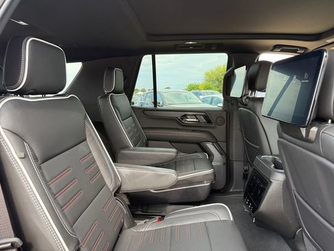 Used 2026 GMC Yukon AT4 Ultimate AWD/4WD image 43