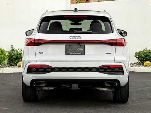 Certified 2025 Audi Q5 Premium Plus w/ Premium Plus AWD/4WD image 8