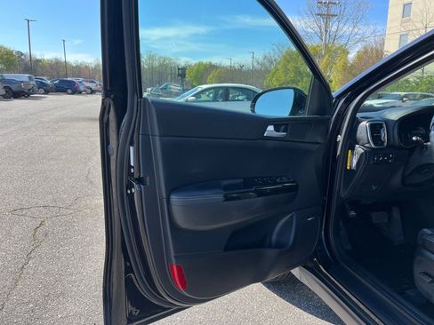 Used 2018 Kia Sportage EX w/ Option Group 040 image 33