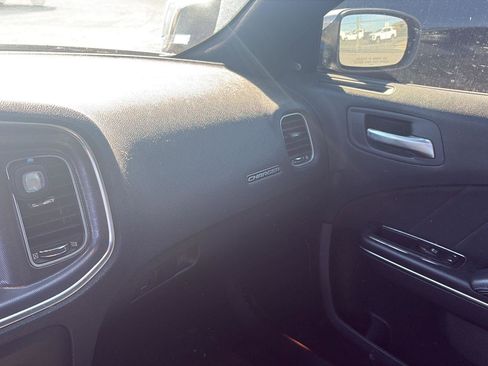 Used 2016 Dodge Charger R/T image 11