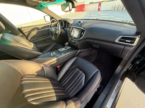 Used 2016 Maserati Ghibli S Q4 AWD/4WD image 17