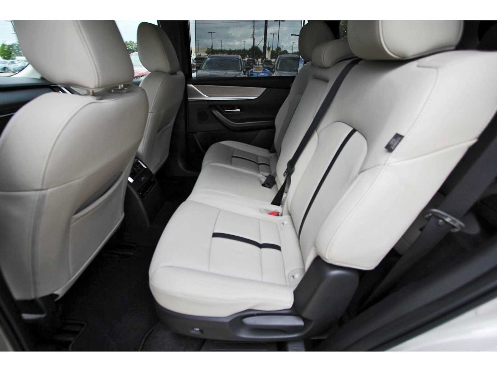 Certified 2026 MAZDA CX-90 3.3 Turbo w/ Preferred Package AWD/4WD image 11