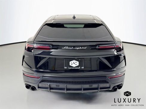 Used 2020 Lamborghini Urus AWD/4WD image 7