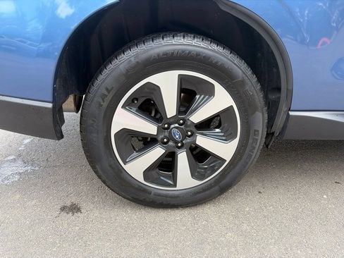 Used 2018 Subaru Forester 2.5i Premium w/ All-Weather Package AWD/4WD image 23