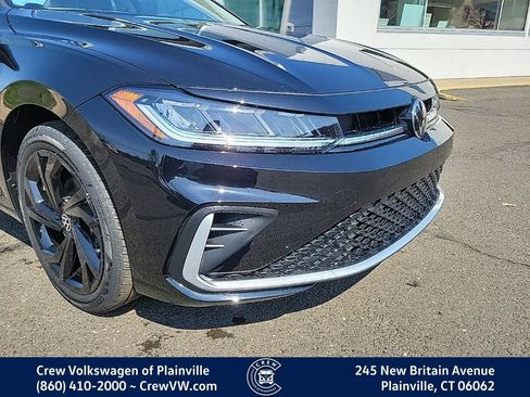 New 2026 Volkswagen Jetta SE FWD image 21