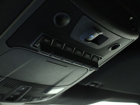 Used 2017 Ford F150 Raptor w/ Equipment Group 802A Luxury image 27