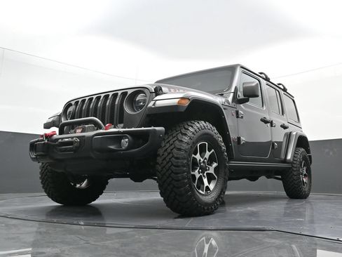 Used 2021 Jeep Wrangler Unlimited Rubicon w/ Steel Bumper Group AWD/4WD image 23