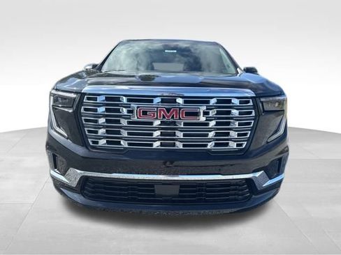 New 2026 GMC Acadia Denali w/ Super Cruise Package image 3