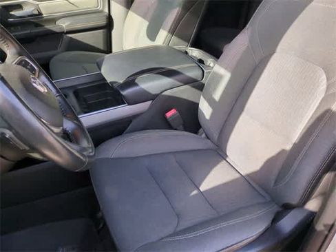 Used 2021 RAM 1500 Big Horn image 17