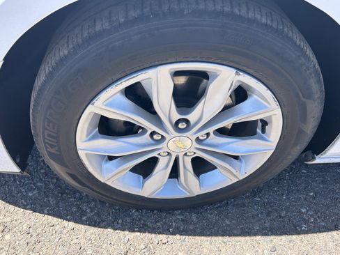 Used 2022 Chevrolet Malibu LT FWD image 8