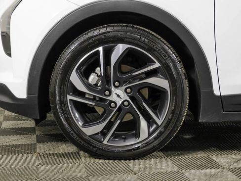 Used 2023 Chevrolet Bolt LT FWD image 21