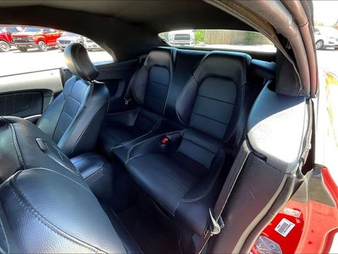 Used 2019 Ford Mustang GT Premium RWD image 27