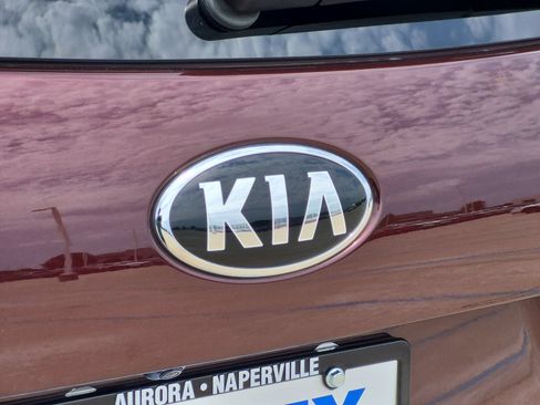 Used 2019 Kia Sorento FWD image 25