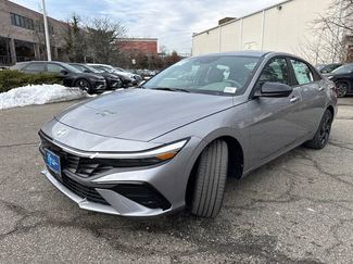 New 2026 Hyundai Elantra SEL Sport video 3