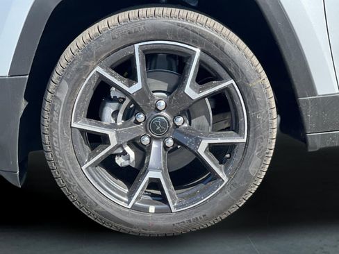 New 2026 Jeep Cherokee Overland AWD/4WD image 24