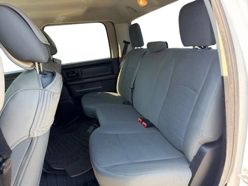 Used 2016 RAM 2500 Tradesman w/ Chrome Appearance Group AWD/4WD image 18