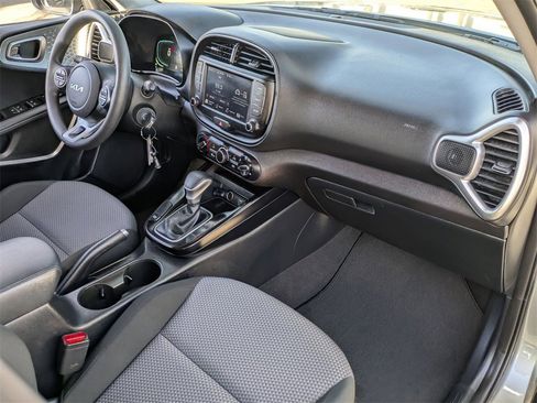 Used 2024 Kia Soul LX w/ Option Group 015 image 53