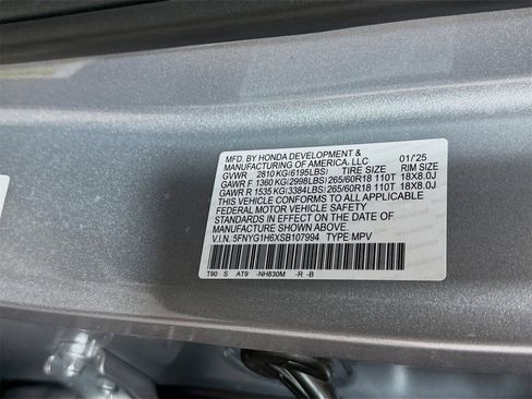 Used 2025 Honda Pilot TrailSport image 16