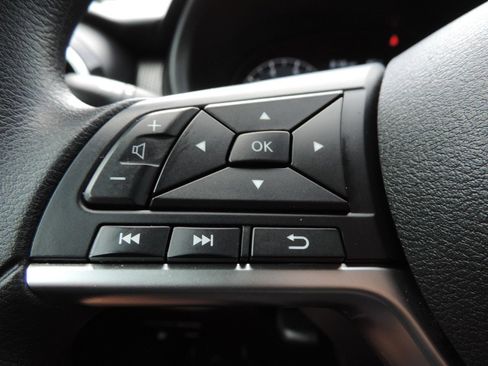 Used 2023 Nissan Kicks SV FWD image 26