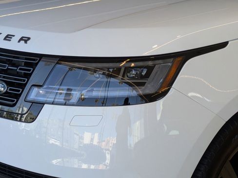 New 2026 Land Rover Range Rover Long Wheelbase SE AWD/4WD image 8