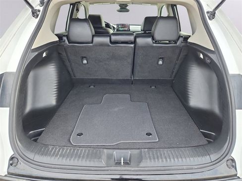 Certified 2023 Honda HR-V EX-L image 24