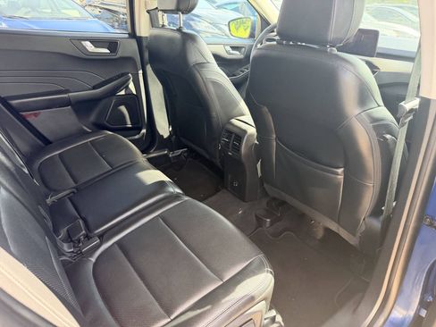 Used 2022 Ford Escape SEL FWD image 18