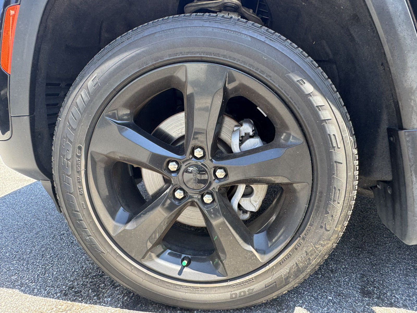 Certified 2025 Jeep Grand Cherokee Altitude AWD/4WD image 14
