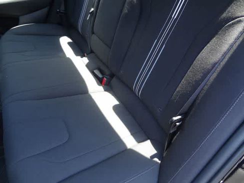 Used 2024 Hyundai Elantra SEL w/ Convenience Package FWD image 8