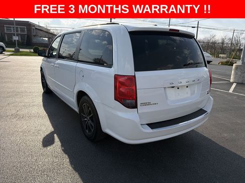 Used 2017 Dodge Grand Caravan GT FWD image 29
