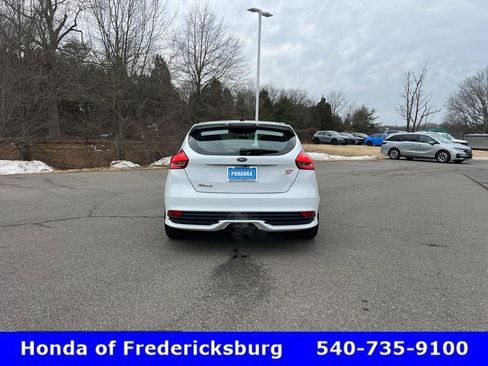 Used 2016 Ford Focus ST image 7