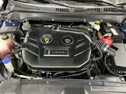 Used 2018 Lincoln MKZ Premiere FWD image 32