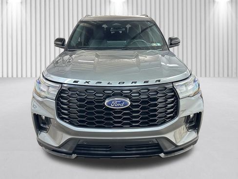 Used 2026 Ford Explorer ST-Line w/ ST-Line Street Pack AWD/4WD image 13