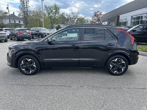 Used 2024 Kia Niro Wind FWD image 8