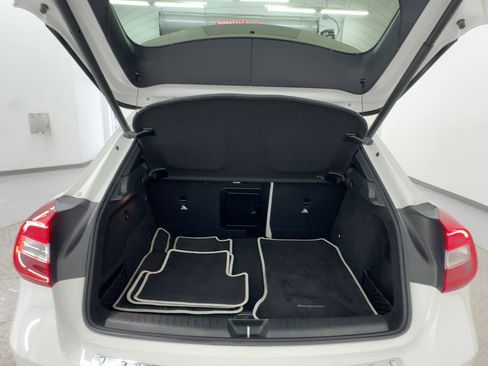 Used 2020 Mercedes-Benz GLA 250 image 27