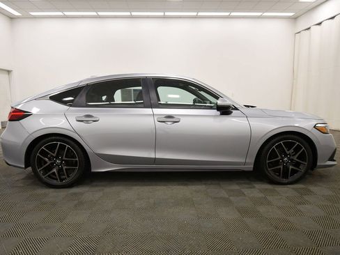 Certified 2023 Honda Civic Sport Touring image 9