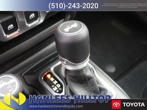 Used 2021 Jeep Wrangler Sport AWD/4WD image 17