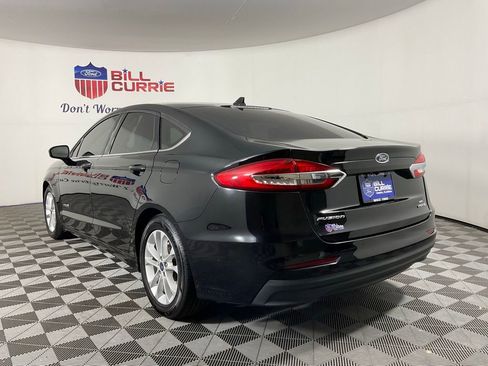Used 2019 Ford Fusion SE FWD image 5