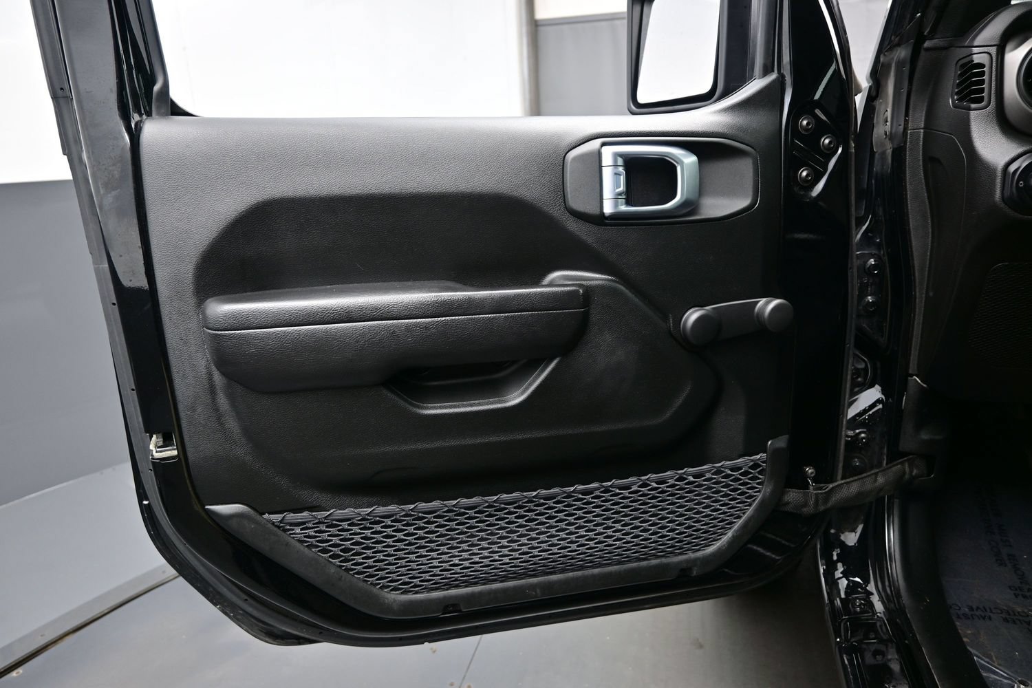 Used 2023 Jeep Wrangler Unlimited Sport AWD/4WD image 12