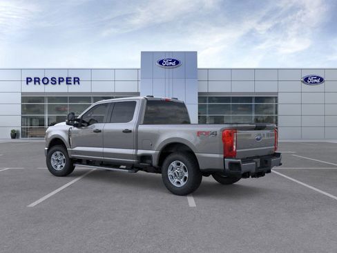 New 2026 Ford F250 XLT w/ FX4 Off-Road Package image 4