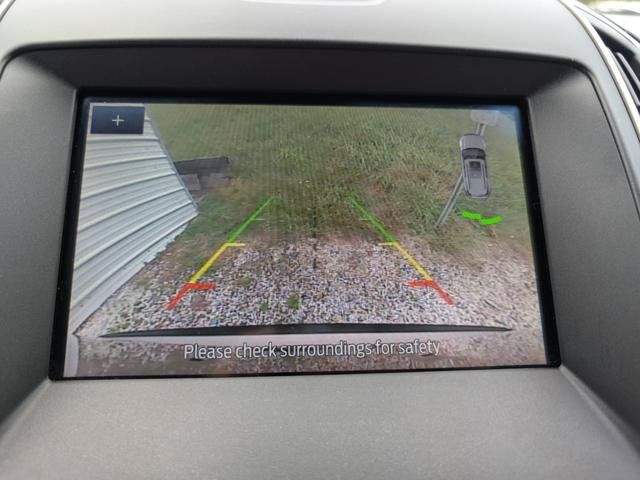 Used 2020 Ford Edge SEL w/ Cold Weather Package FWD image 10