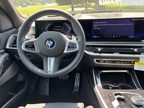 New 2027 BMW X7 xDrive40i w/ M Sport Package AWD/4WD image 19