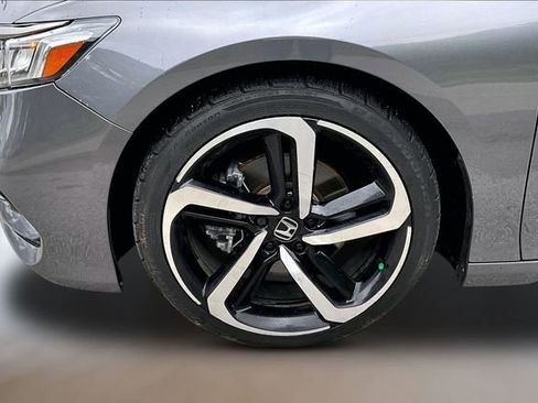 Used 2020 Honda Accord Sport image 29