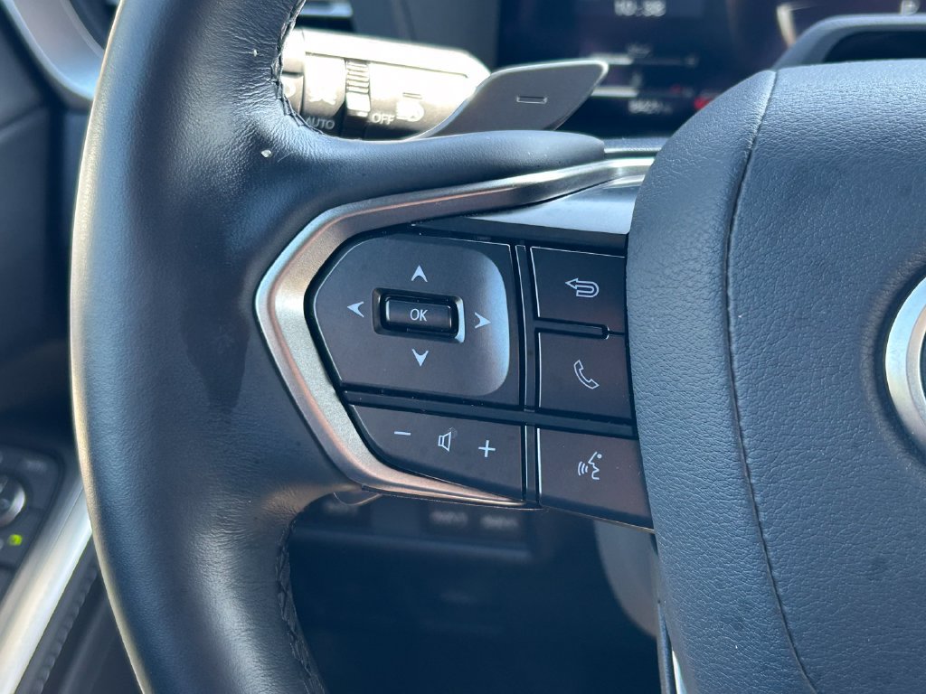 Used 2025 Lexus GX 550 w/ Accessory Package (32) AWD/4WD image 42
