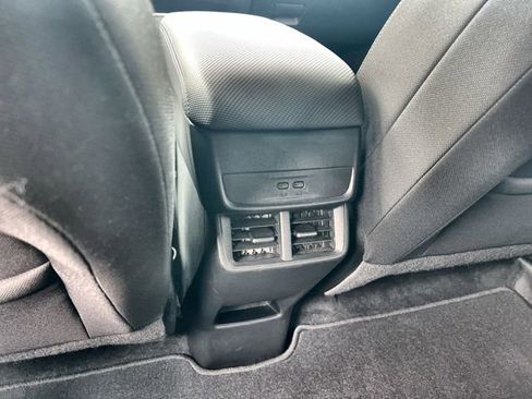 Used 2025 Chevrolet Equinox LT image 20