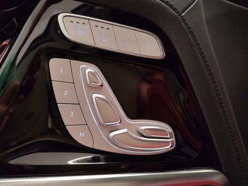 Certified 2024 Mercedes-Benz G 63 AMG 4MATIC image 17