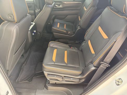 Used 2023 GMC Yukon AT4 w/ Technology Package AWD/4WD image 15