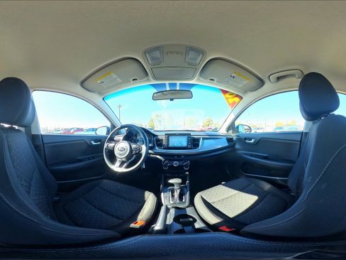 Used 2020 Kia Rio S image 32