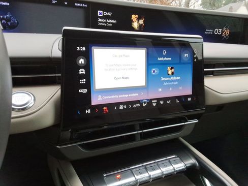 Used 2024 Lincoln Nautilus Reserve image 31